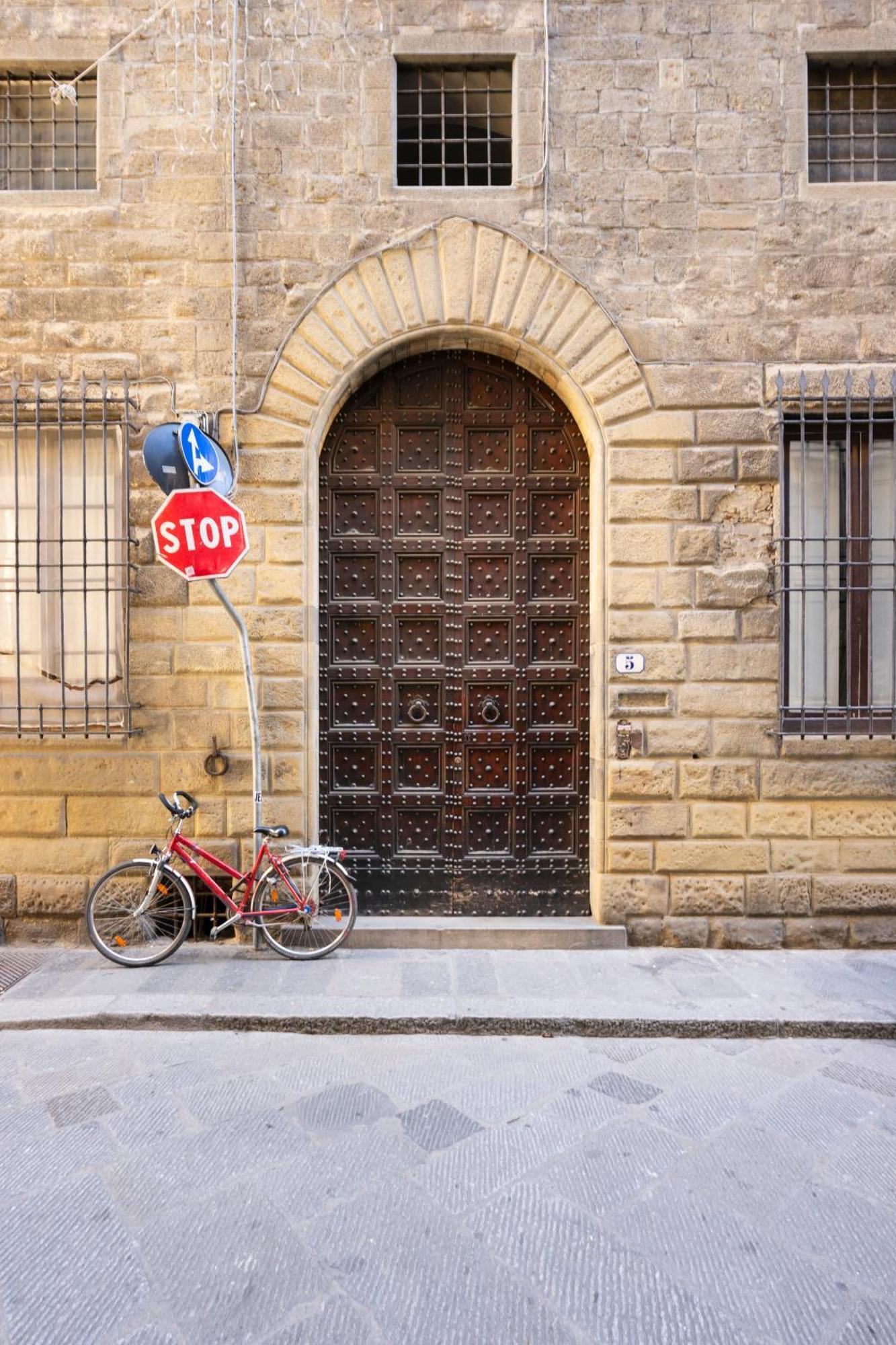 Appartamento Ponte Vecchio Con Posto Auto Su Richiesta Firenze Eksteriør bilde